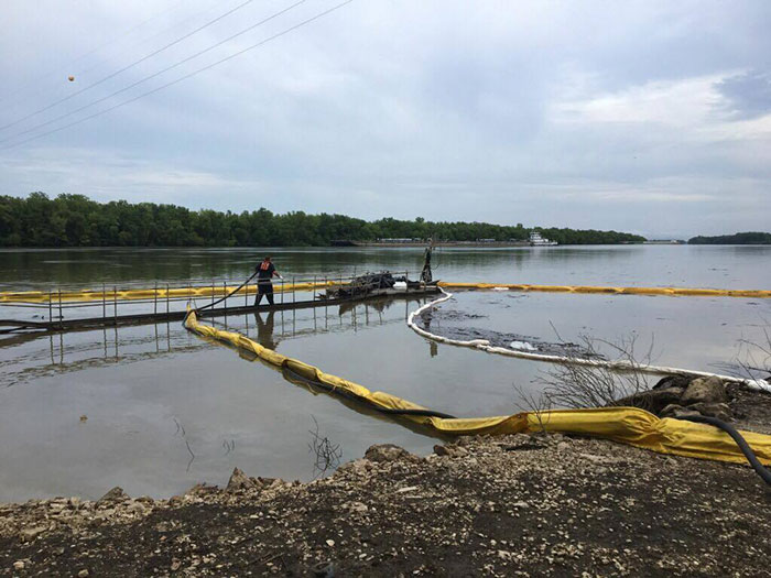 Coast Guard Responds To Triple Towboat Sinking Marine Log