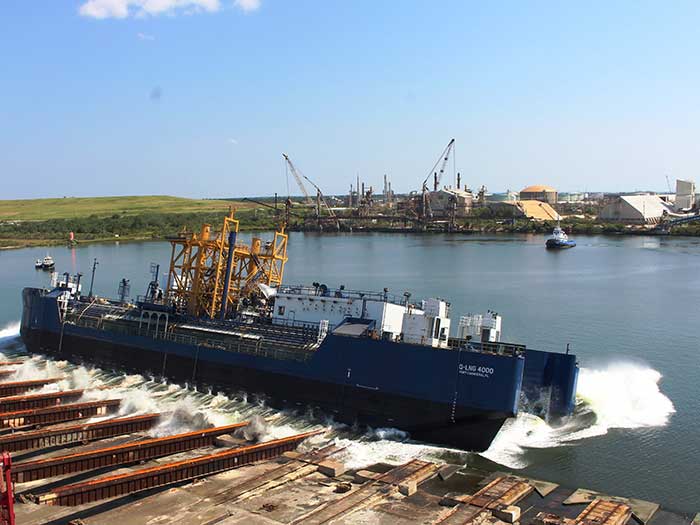 VIDEO CLIP: VT Halter introduces LNG bunkering ATB barge image description