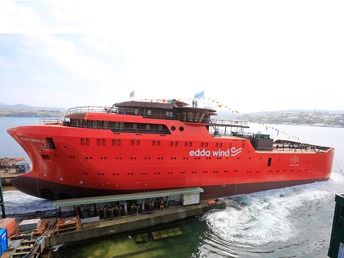 CSOV launches from Gondan Shipyard