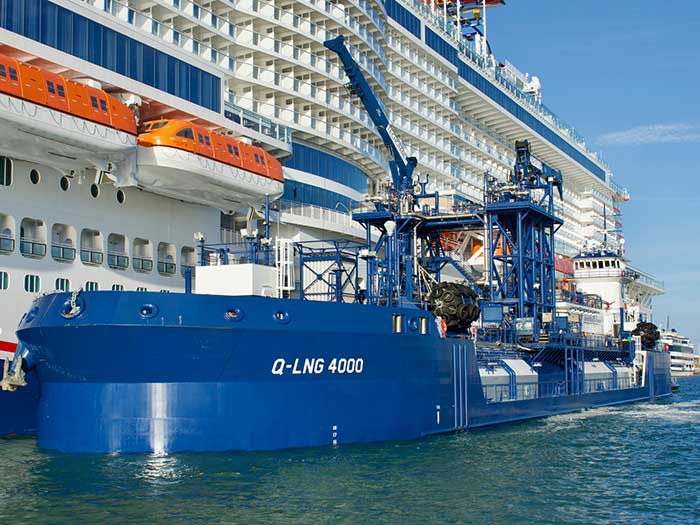 LNG alternative fuel Bunkering barge alongside cruise ship