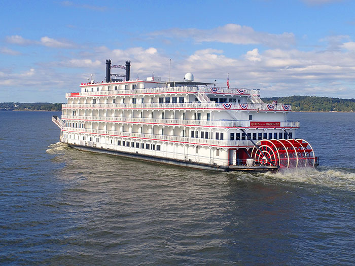 American Cruise Lines paddlewheeler