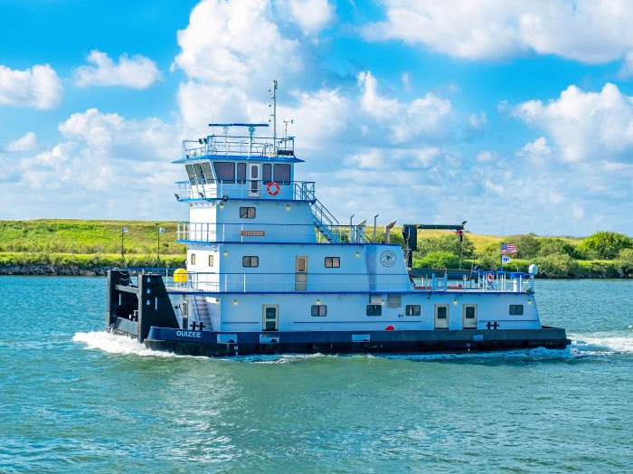 Maritime Partner's towboat M/V Ouizee underway