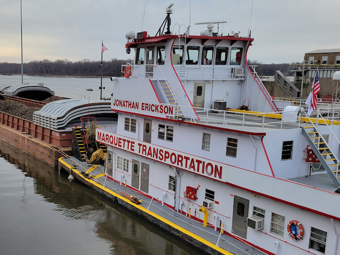 M/V Johnathon Erickson on Upper Mississippi River