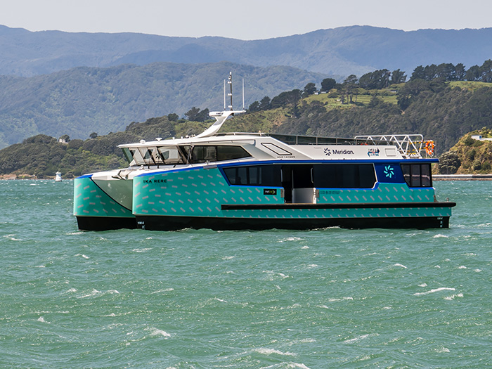 Fully-electric ferry on water