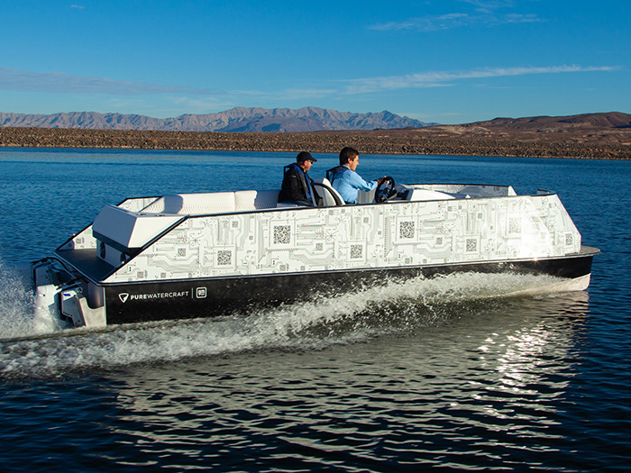 electric pontoon boat