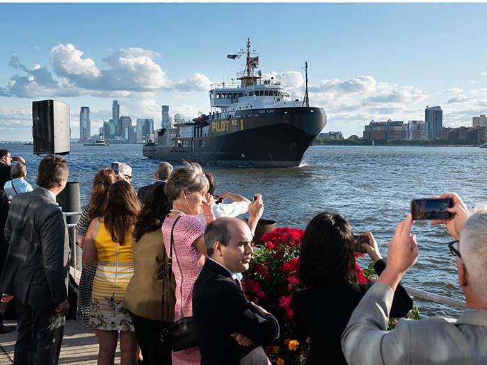 Parade of ships preceded Silvder Bells Awards