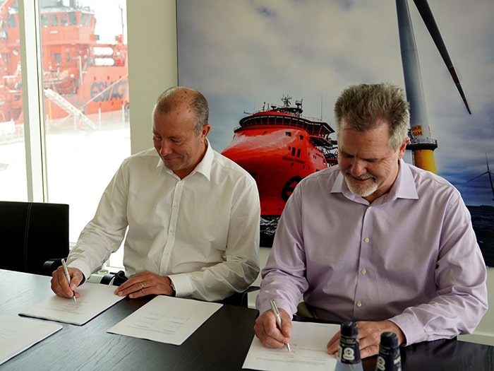 Crowley and Esvagt executives sign off on SOV agreements