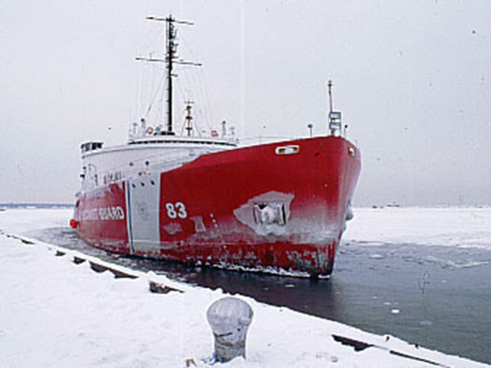 New Great Lakes icebreaker is required to be at least as capable as USCGS Mackinaw