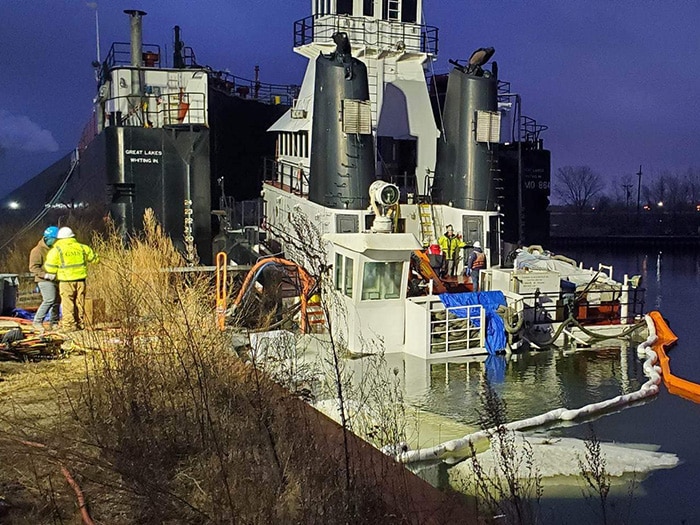 Sinking tug