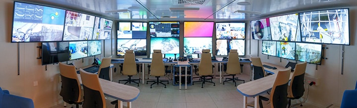 Research vessel Falkor (too) ROV control room).