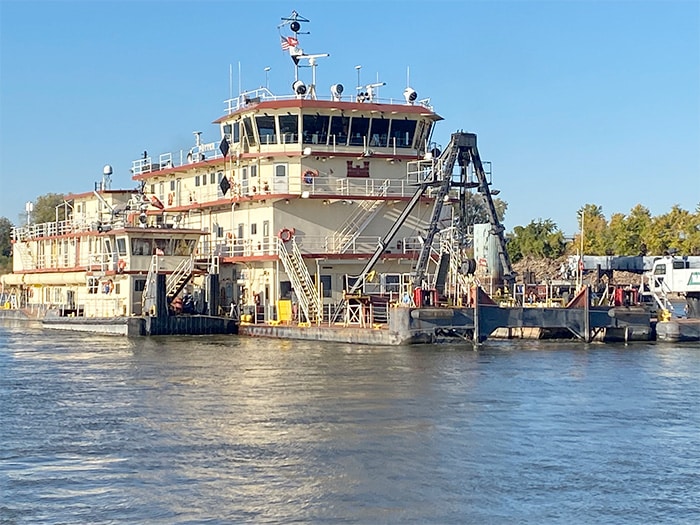 USACE dredge Poyyer