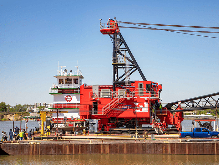 The Memphis Engineer District welcomed its $25.5 million Bank Grading Unit on April 11 when it docked at its new home in Memphis, Tenn.