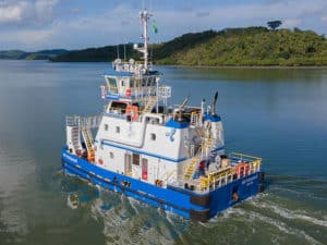 World's first battery-electric pushboat on the water