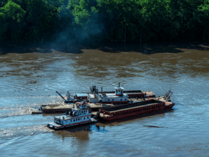 Towboats and barges on the Missouri River