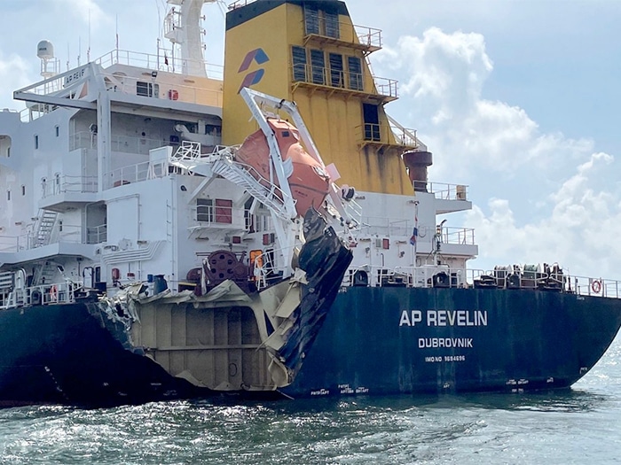 Oil ,ist dertector malfunction triggered incident that led to ship damage seen in image