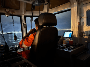Tugboat port operations