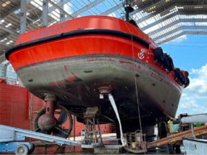 ASD tug grounding caused damage to vessecl