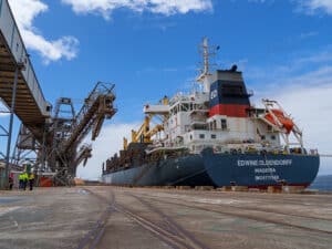 Oldendorff ship bunkers with biofuel