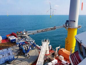 Ampelmann E1000 at work on a wind turbine