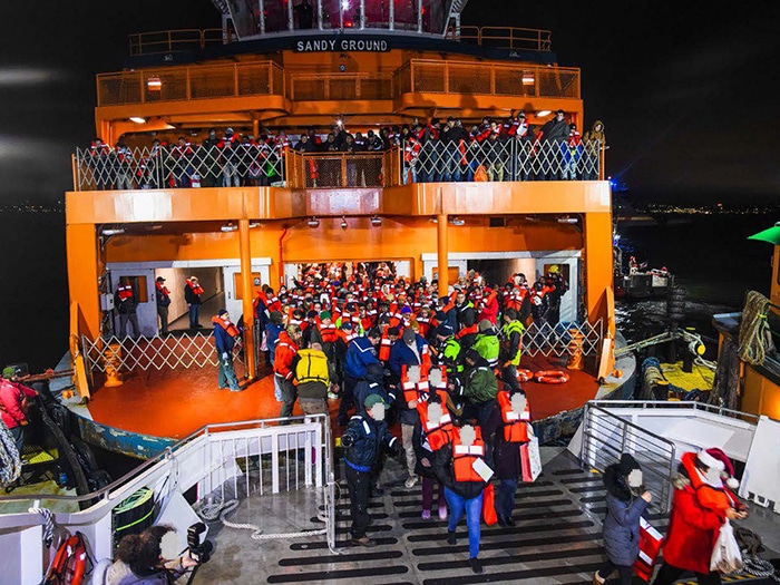 Evacuation of passengers from the Sandy Ground to a responding vessel. (