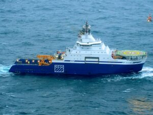 M/V Aiviq off Alaska in 2012. [USCG photograph]