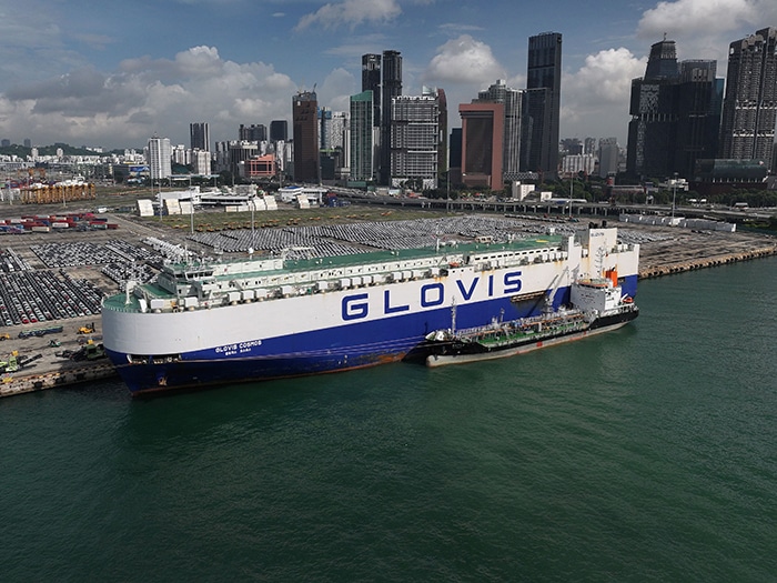 B100 biofuel bunkering