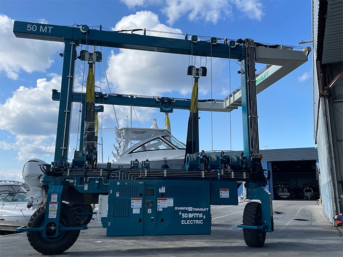 Marine Travelift boat hoist
