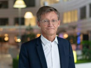 Following the recent publication of Toward a Sustainable Blue Economy, Bureau Veritas Marine & Offshore’s Executive Vice President Matthieu de Tugny addresses the fundamental change that is required if the maritime industry is to meet its decarbonization objectives.