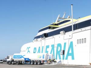 bio-LNG being fueled
