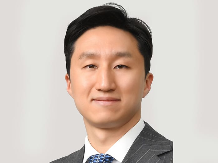 HD Hyundai announced that Executive Vice Chairman Chung Kisun has been promoted to chairman in its latest executive appointments.