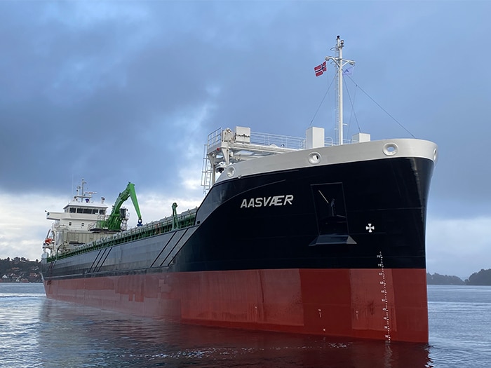Wärtsilä will supply an integrated hybrid propulsion system for the latest in a series of Aasen Shipping bulk carriers that includes the Aasvær, pictured here.. [Photo © Aasen Shipping]