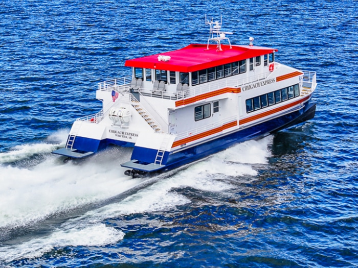 tour vessel