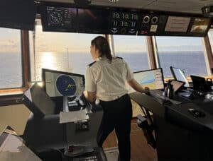 Anschütz SYNAPSIS integrated navigation system