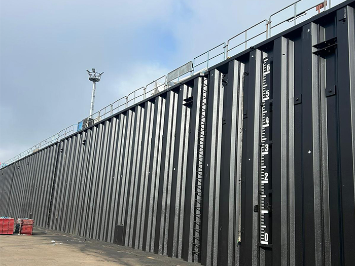 Steelpaint’s Stelpant system was applied to the dry dock’s sheet piles after existing coatings and steel was blasted to Sa 2½. [Photo: Steelpaint]