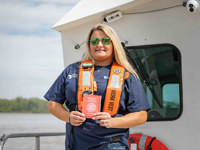 Beverly Ahner, Ergon's first female boat pilot. [Photo: EMIS]