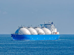Caturus LLC announced on May 15 that it has made a positive Final Investment Decision (FID) for its Commonwealth LNG project, which includes successful closing of $9.75 billion