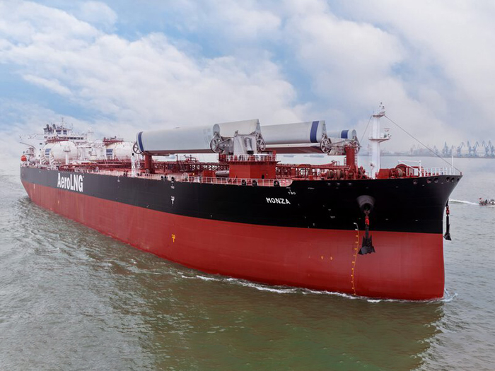 Monza: LR2 tanker fitted with two 37.5-meter WindWings. [Photo: BAR Technologies]