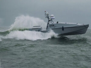 Saronivc AUV rescues Apacje crew
