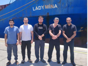 Lady Mina seafarers